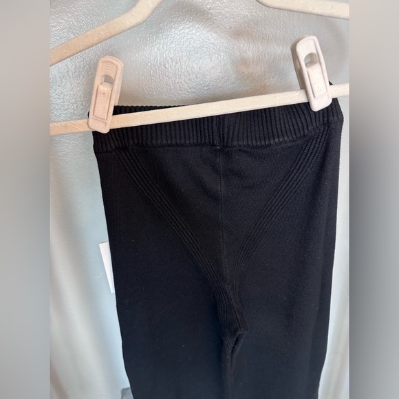 GOOD American Forever Relaxed Pants NWT In SZ 0 in Black001 SOLDOUT ONLINE - Picture 6 of 8